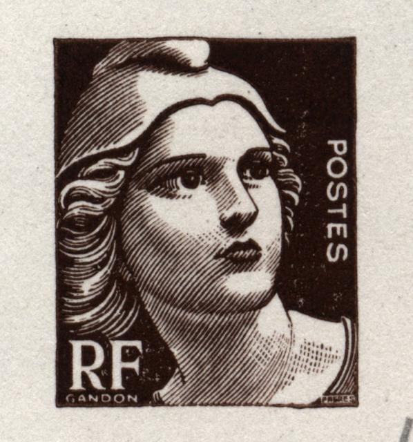 France_1945_Yvert_712c-Scott_535_unadopted_Marianne_de_Gandon_et_Freres_4eme_etat_sepia_typo_AP_detail