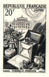 France_1951_Yvert_974b-Scott_715b_unadopted_20f_fleurs_et_parfums_Type_II_etat_black_a_AP_detail
