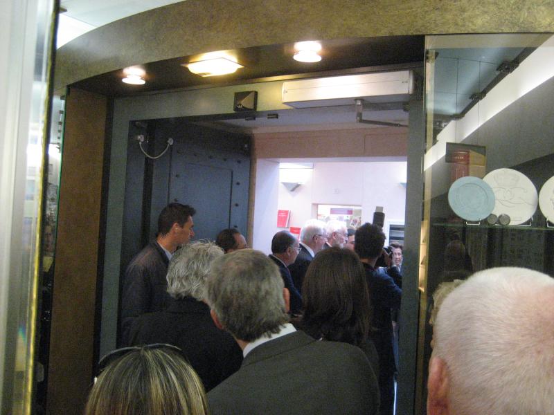 into_the_Monaco's_Postal_Museum_f