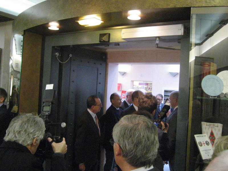into_the_Monaco's_Postal_Museum_g