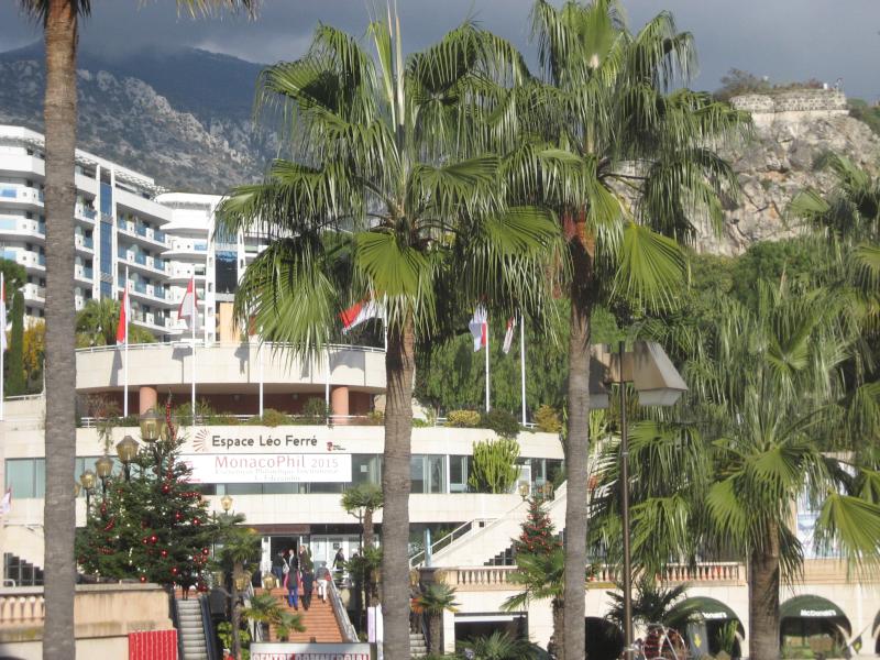 outside_of_MonacoPhil_2015_f