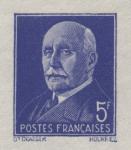 France_1941_Yvert_524a-Scott_450_unadopted_5f_Petain_blue_117_typo_CP_detail