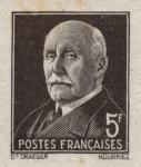 France_1941_Yvert_524a-Scott_450_unadopted_5f_Petain_sepia_typo_a_AP_detail