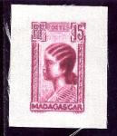 Madagascar_1936_Yvert_166b-Scott_unadopted_woman_head_lilac_on_silk_typo_AP